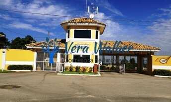 Imagem: Terreno plano na parte alta do Condomínio