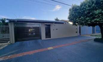 Imagem 2: Vendo casa - Bairro Santo Antônio/Vila Alba com piscina