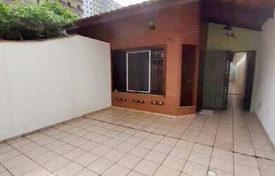 Imagem 2: Casa para venda tem 95 metros quadrados com 2 quartos em Caiçara - Praia Grande - SP