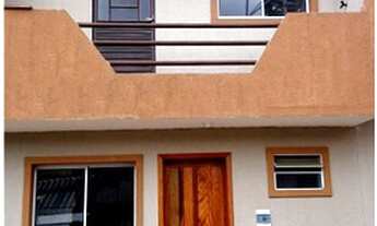 Imagem: Sobrado inteiro, estacionamento, internet