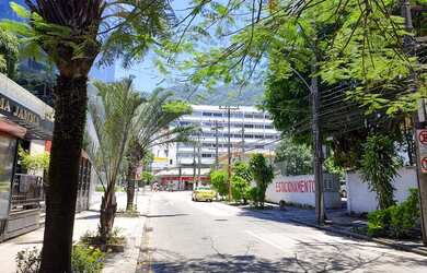Imagem 7: LAGOA/ JARDIM BOTÂNICO EXCELENTE IMÓVEL DUPLEX em PRÉDIO ÚNICO - RUA SATURNINO DE BRITO