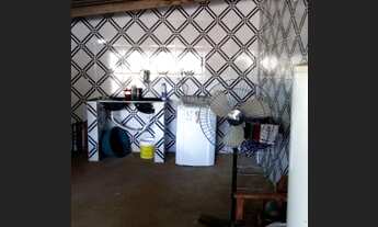 Imagem 4: Casa com 3 quartos , sala e cozinha