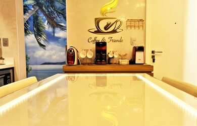 Imagem 2: Apartamento mobiliado, 2 dormitórios, 1 vaga livre, centro, Florianópolis