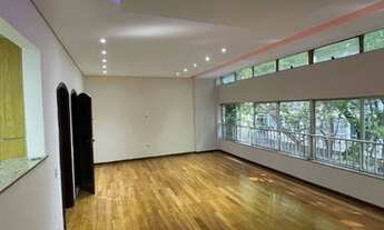 Imagem 2: Quatro Paredes vende - Excelente apartamento na Tijuca na Rua Antonio Basilio, 3 qts sendo