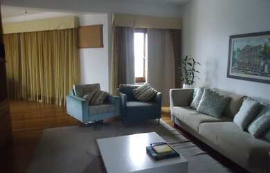 Imagem 3: Porto Alegre - Casa Padrão - Tristeza