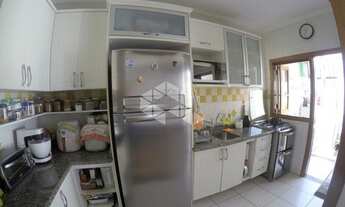 Imagem 7: PORTO ALEGRE - Casa Padrão - Ipanema