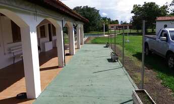 Imagem 4: Chácara para venda possui 317m2 de A/C e 5.025m2 de terreno. Alpes das Águas, com 5 quarto