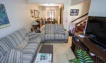 Imagem: Porto Alegre - Casa Padrão - Tristeza