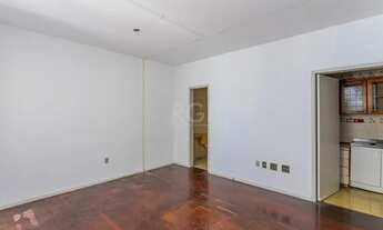 Imagem 2: Cobertura duplex de frente com amplo terraço na Cidade Baixa