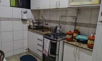 Imagem 3: Apartamento com 2 dormitórios à venda, 41 m² por R$ 240.000,00 - Várzea - Teresópolis/RJ