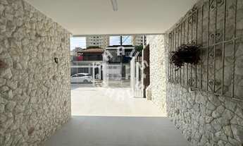 Imagem 2: Casa de vila no Tatuapé com 170m², 3 dormitórios, 2 vagas de garagem e toda reformada