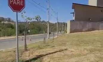 Imagem 2: Lote de frente mata Jardins Porto