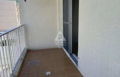 Imagem 6: Excelente apartamento de 02 quartos com varanda ampla, vista livre e sol da manhã