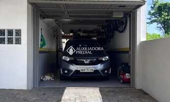 Imagem 6: FLORIANóPOLIS - Casa Padrão - Costeira do Pirajubaé