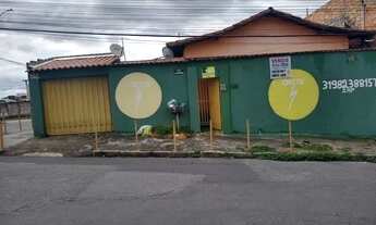 Imagem: Casa 3 quartos uma rua fas a divisa com