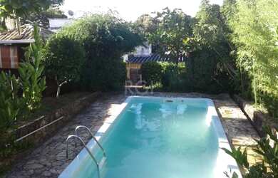 Imagem 2: Casa para Venda - 311m², 4 dormitórios, sendo 2 suites, 4 vagas - Glória