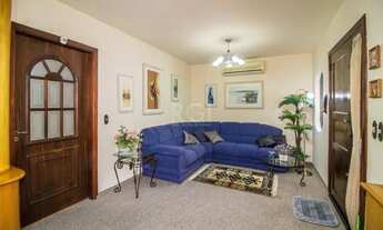 Imagem 5: Casa de 289m² - 3 dormitórios, 1 suíte, 4 salas, churrasqueira, pátio e 4 vagas de garagem