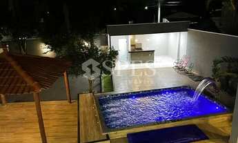 Imagem 7: Sobrado alto padrão com 5 quartos sendo 1 suíte master com closet e banheira