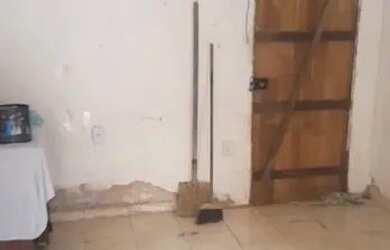 Imagem 3: Vendo uma casa Casa com 2 dormitórios