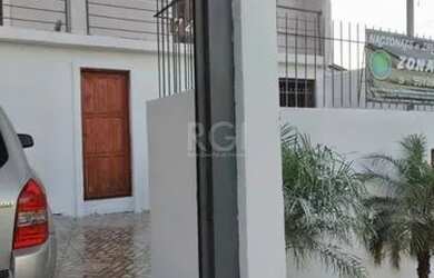 Imagem 3: Casa para Venda - 270m², 5 dormitórios, sendo 2 suites, 2 vagas - Cristal