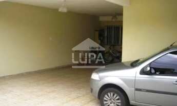 Imagem 4: Casa com 5 dormitórios sendo 2 suíte á venda no Jardim Guança
