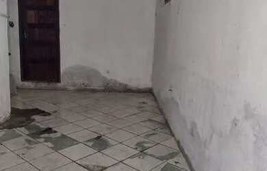 Imagem 2: Alugo casa com garagem