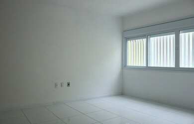 Imagem 2: Apartamento para aluguel tem 150 metros quadrados com 4 quartos