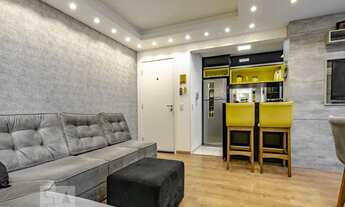 Imagem 2: Apartamento para Aluguel - Bacacheri, 2 Quartos, 98 m2