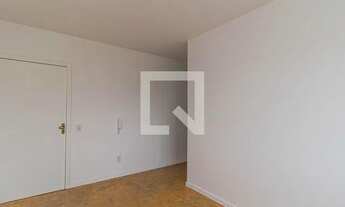 Imagem 2: Apartamento para Aluguel - Petrópolis, 1 Quarto, 43 m2