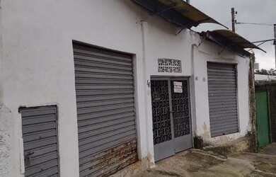 Imagem 2: Casa com quatro cômodos e salão