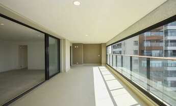 Imagem 4: Apartamento para aluguel possui 230 metros quadrados com 3 quartos em Jardim Leonor - São