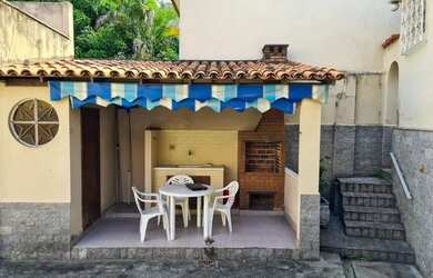 Imagem 3: Casa 3 quartos com piscina e churrasqueira