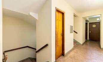 Imagem 5: Apartamento para Locação em Curitiba, Água Verde, 2 dormitórios, 1 banheiro, 1 vaga