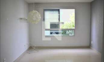 Imagem 2: Apartamento para Aluguel - Guaratiba, 2 Quartos, 44 m2