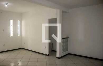 Imagem 7: Casa para Aluguel - Cabula VI, 2 Quartos, 80 m2