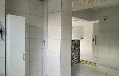 Imagem 7: Alugo apartamento com 4 quartos- Marambaia