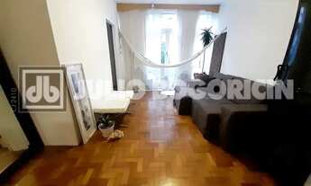 Imagem 2: COPACABANA REFORMADO 3 QUARTOS ARMÁRIOS DEPENDÊNCIA COMPLETA