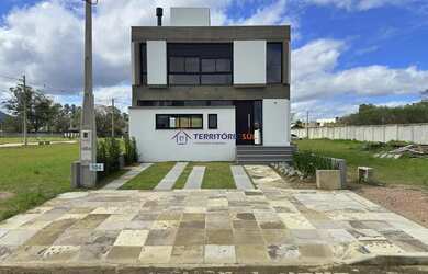 Imagem: Sobrado em condomínio em Porto Alegre