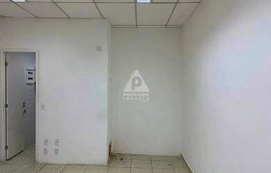 Imagem 4: Loja no Centro do Rio com 153m2 com excelente localização e grande comércio próximo