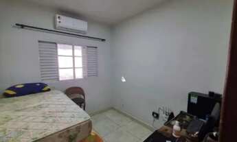 Imagem 3: Casa em ponta negra com 3 quartos e 2 banheiros Ry0010.