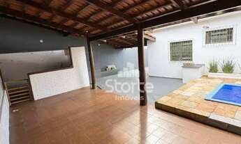 Imagem: Casa com 3 dormitórios à venda, 215 m²