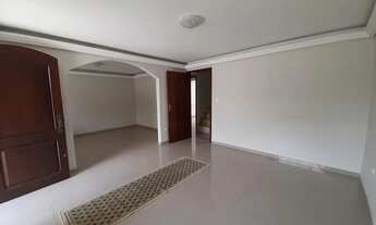 Imagem 2: Casa Residencial de 3 quartos no bairro Fanny