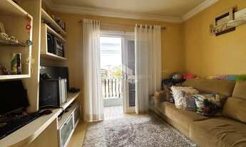 Imagem 2: Casa a venda bairro Fenavinho, com uma sala comercial espaçosa e dois apartamentos, bairro