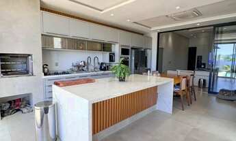 Imagem 5: Sobrado Florais da Mata para venda tem 215 metros quadrados com 3 quartos