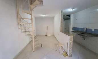 Imagem 4: ALUGO Casa Triplex - Cond. Hawai