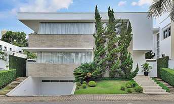 Imagem: Casa mobiliada com 4 suítes condominio