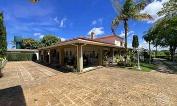 Imagem 3: Chácara à Venda no Condomínio Recanto das Flores com 05 Suítes - Indaiatuba - Sp