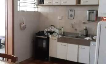 Imagem 6: Casa de 3 quartos com pátio no Bairro Auxiliadora próximo as Av. Carlos Gomes e Anita Gari