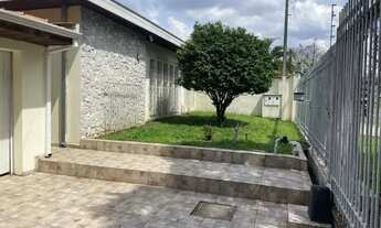 Imagem 2: CASA COM TRÊS DORMITÓRIOS NO PAROLIN