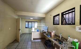 Imagem 16: Casa com 3 Quarto(s) e 3 banheiro(s) para Alugar, 244 m² por R$ 4939 / Mês